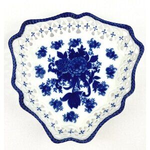 Serving Dish Cobalt & White Heart Shaped Scalloped Lattice Edging Floral Center
